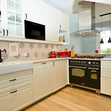 Kranichhoehe Dom wakacyjny *