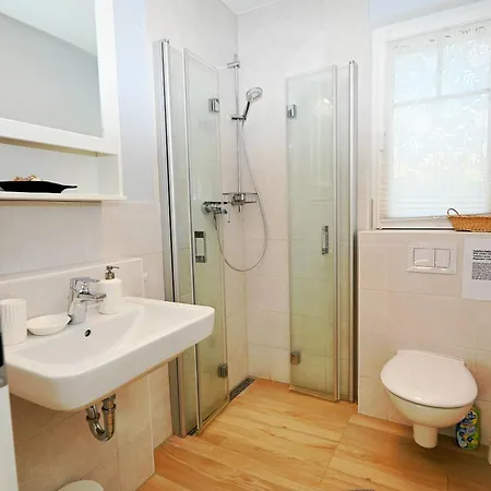 Kranichhoehe Dom wakacyjny